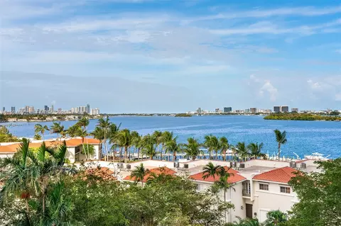 4000 Towerside Ter #705, Miami, FL 33138