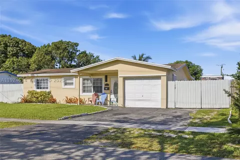 2211 NW 46th Ave, Lauderhill, FL 33313