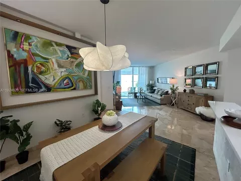 9055 SW 73 Ct #809, Miami, FL 33156