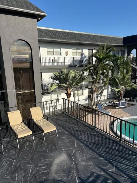 1100 NE 9th Ave #203, Fort Lauderdale, FL 33304