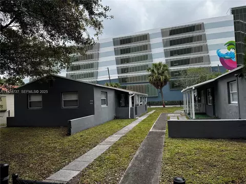 2030 Taylor St, Hollywood, FL 33020