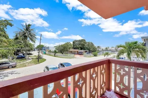 Other - 911 E 9th Pl, Hialeah, FL 33010 photo 14 of 15