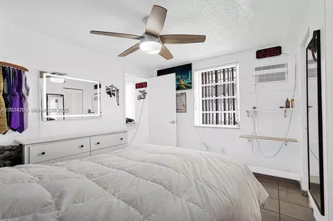 Bedroom - 911 E 9th Pl, Hialeah, FL 33010 photo 3 of 7
