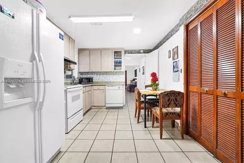 Other - 911 E 9th Pl, Hialeah, FL 33010 photo 8 of 15