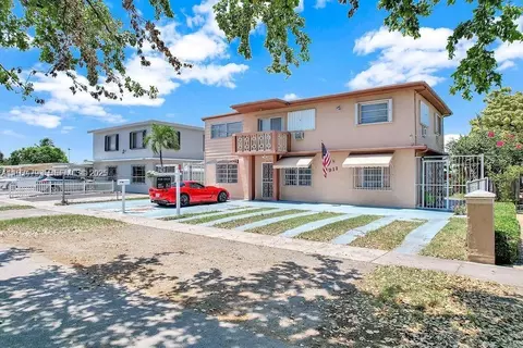 911 E 9th Pl, Hialeah, FL 33010