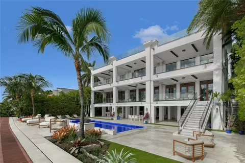 288 S Coconut Ln, Miami Beach, FL 33139