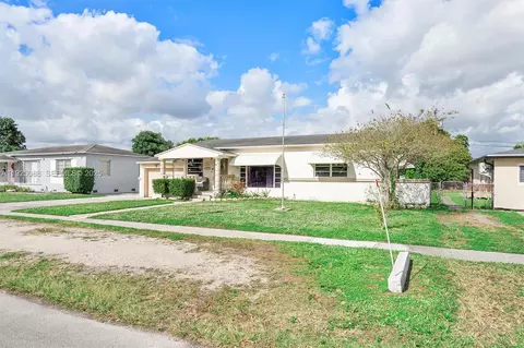 Exterior - 355 W 54th St, Hialeah, FL 33012 photo 1 of 12
