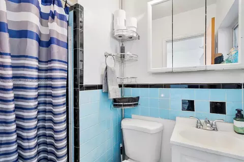 Bath - 355 W 54th St, Hialeah, FL 33012 photo 1 of 3