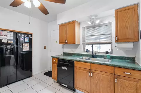 Kitchen - 355 W 54th St, Hialeah, FL 33012 photo 4 of 4