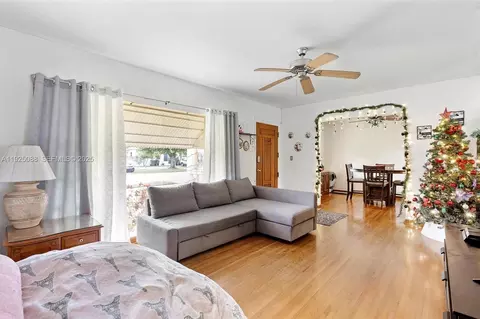 Living - 355 W 54th St, Hialeah, FL 33012 photo 2 of 3