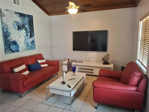 Living - 29 Bonefish Ave, Key Largo, FL 33037 photo 1 of 1