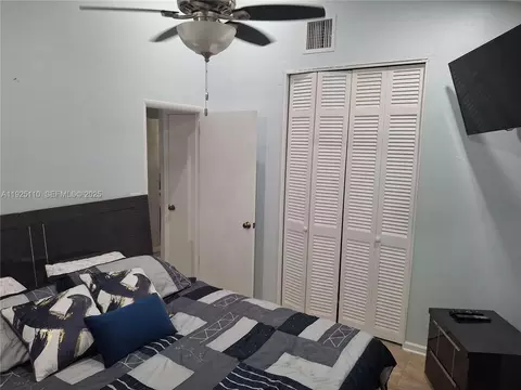 Bedroom - 29 Bonefish Ave, Key Largo, FL 33037 photo 6 of 6