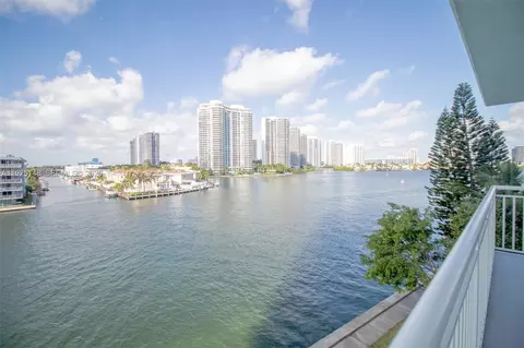 301 174th St #503, Sunny Isles Beach, FL 33160