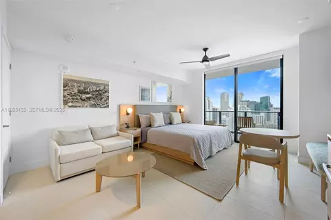 159 NE 6th St #3810, Miami, FL 33132