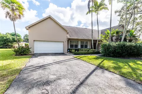 14901 SW 82nd Ave, Palmetto Bay, FL 33158
