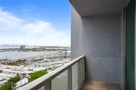 244 Biscayne Blvd #2306, Miami, FL 33132