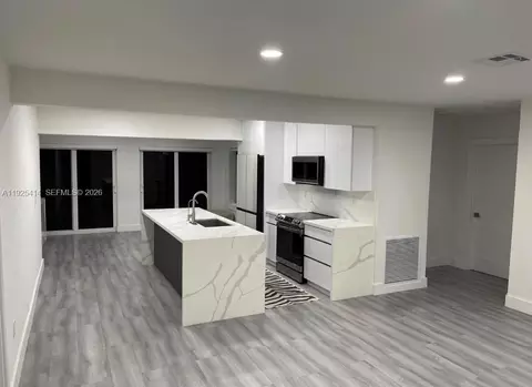 7571 Juniper St, Miramar, FL 33023