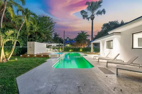 8825 NE 10th Ave, Miami, FL 33138