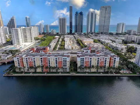17150 N Bay Rd #2706, Sunny Isles Beach, FL 33160