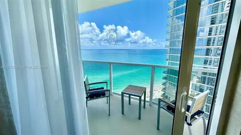 18001 Collins Ave #2512, Sunny Isles Beach, FL 33160