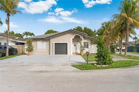 13941 SW 13th St, Miami, FL 33184