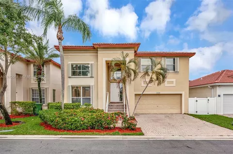 16103 Opal Creek Dr, Weston, FL 33331
