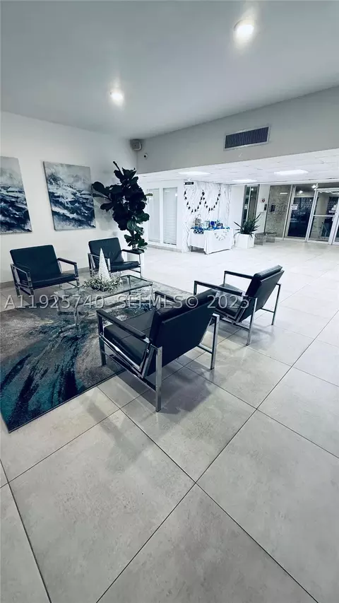 401 Golden Isles Dr #512, Hallandale Beach, FL 33009
