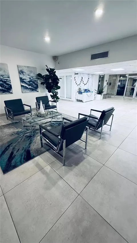 401 Golden Isles Dr #512, Hallandale Beach, FL 33009