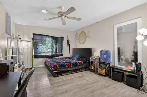 Bedroom - 370 E Laurel Dr #6E, Margate, FL 33063 photo 1 of 3