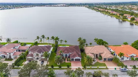 1962 SW 185th Ave, Miramar, FL 33029