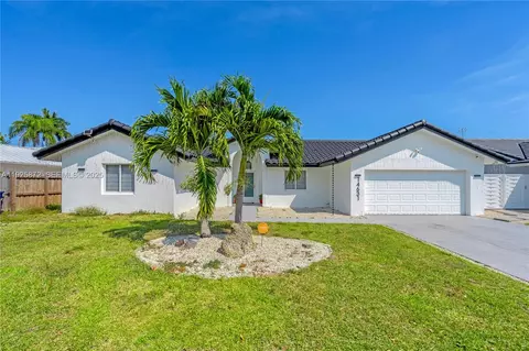14631 SW 162nd St, Miami, FL 33177