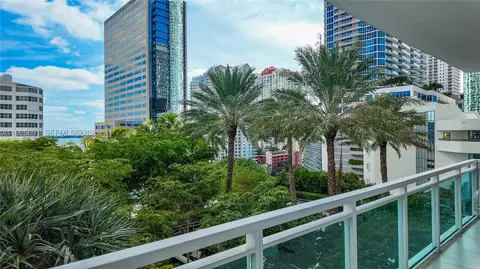 951 Brickell Ave #1206, Miami, FL 33131