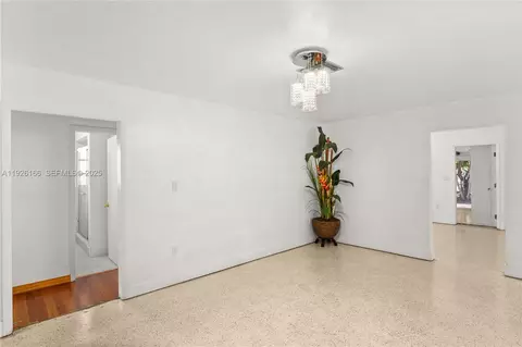 Living - 612 Minorca Ave, Coral Gables, FL 33134 photo 2 of 3