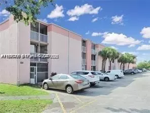 19805 SW 114th Ave #219, Miami, FL 33157