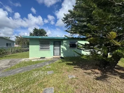 10835 SW 221 St, Goulds, FL 33170