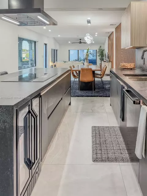 7840 SW 18th Ter, Miami, FL 33155