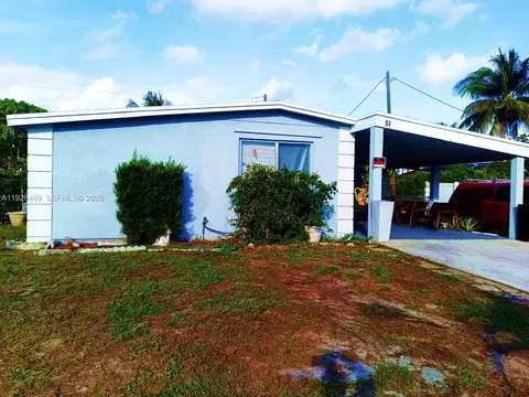 51 27th Ct N, Boynton Beach, FL 33435