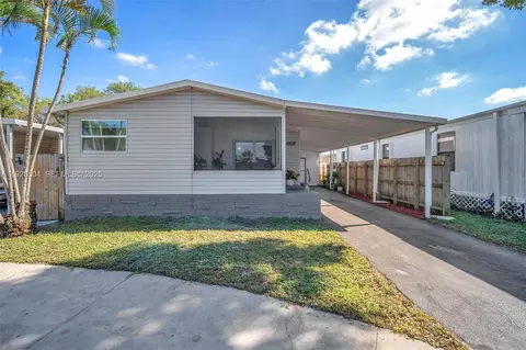 5230 SW 26th Ave, Fort Lauderdale, FL 33312