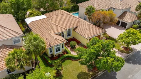 7116 W Pinecreek Way, Coconut Creek, FL 33073