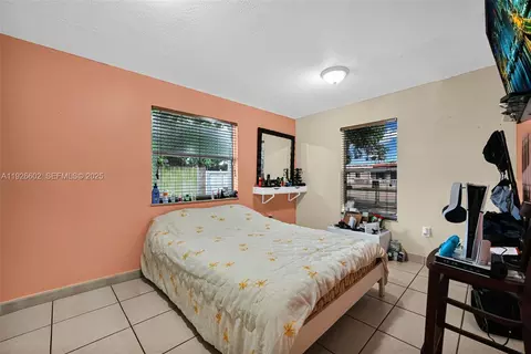 Bedroom - 4020 E 10th Ave, Hialeah, FL 33013 photo 8 of 8