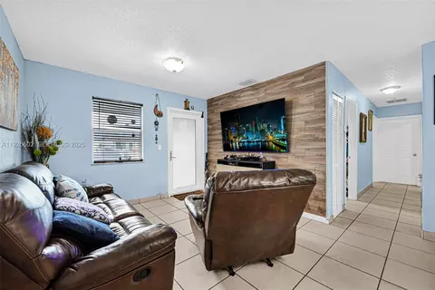 Other - 4020 E 10th Ave, Hialeah, FL 33013 photo 6 of 22