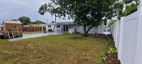 4857 NW 168th Ter, Miami Gardens, FL 33055