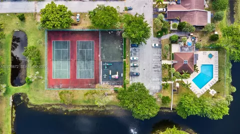1056 E Lakes Dr, Pompano Beach, FL 33064 photo 35