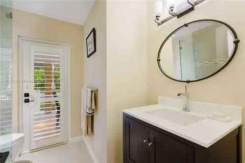 Bath - 6755 SW 99th Ter, Pinecrest, FL 33156 photo 1 of 7
