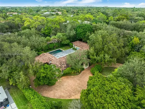 View/Area - 6755 SW 99th Ter, Pinecrest, FL 33156 photo 6 of 6