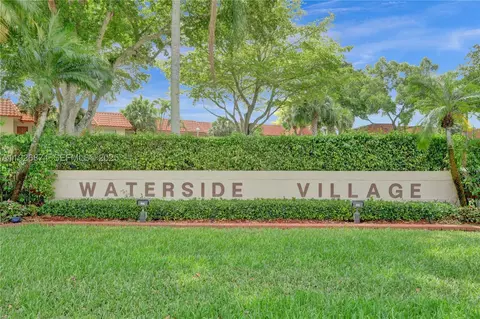 15801 W Waterside Cir #101, Sunrise, FL 33326