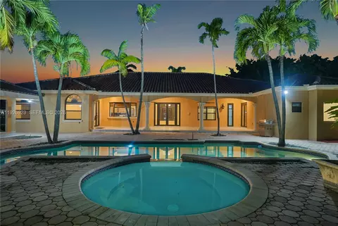 3001 SW 132nd Ave, Miami, FL 33175