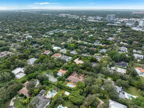 View/Area - 6890 SW 94th St, Pinecrest, FL 33156 photo 19 of 19