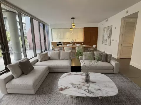 250 NW 24th St #3C, Miami, FL 33127