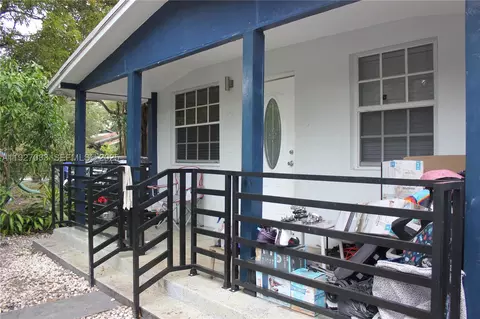 5573 NE 3rd Ave, Miami, FL 33137